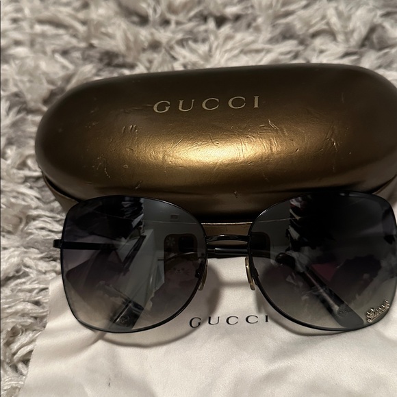 Authentic Gucci Sunglasses - Picture 6 of 11
